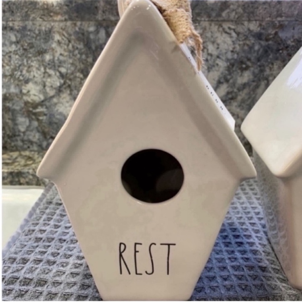 NWT Rae Dunn “REST” Ceramic Birdhouse